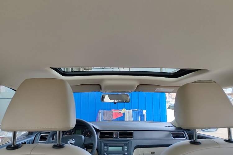Used Skoda Rapid 2015 1.6L Automatic Smart Selection Model Headliner