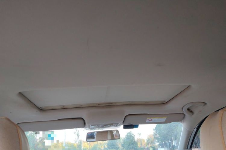 Used Skoda Rapid 2015 1.6L Manual Smart Selection Model Headliner