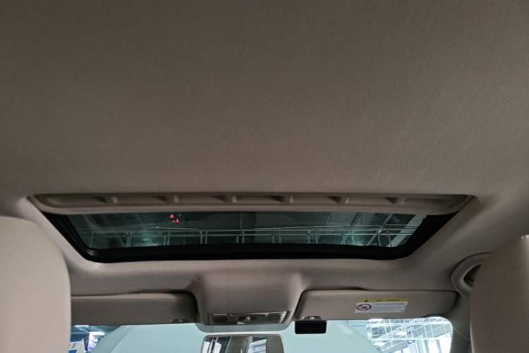 Used Skoda Rapid 2015 1.6L Automatic Smart Selection Model Headliner