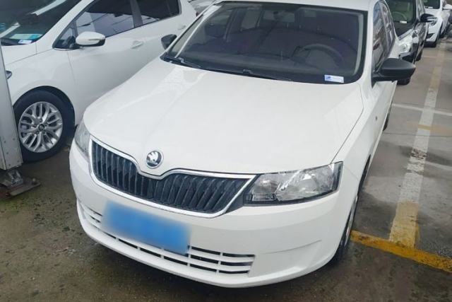 Used Skoda Rapid 2015 1.6L Manual Le Xuan Model