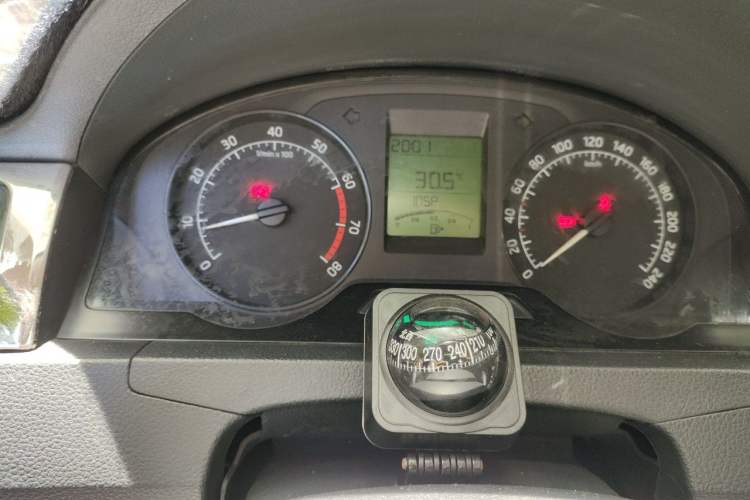 Used Skoda Rapid 2015 1.4L Manual Enjoyment Model Instrument Cluster