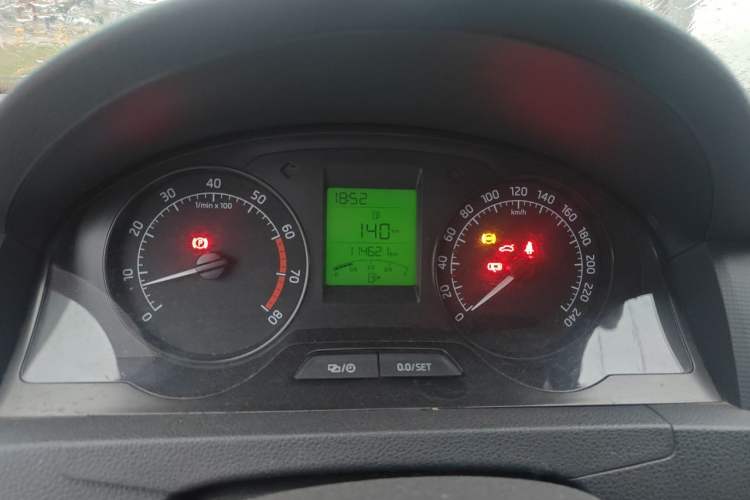 Used Skoda Rapid 2015 1.6L Manual Smart Selection Model Instrument Cluster