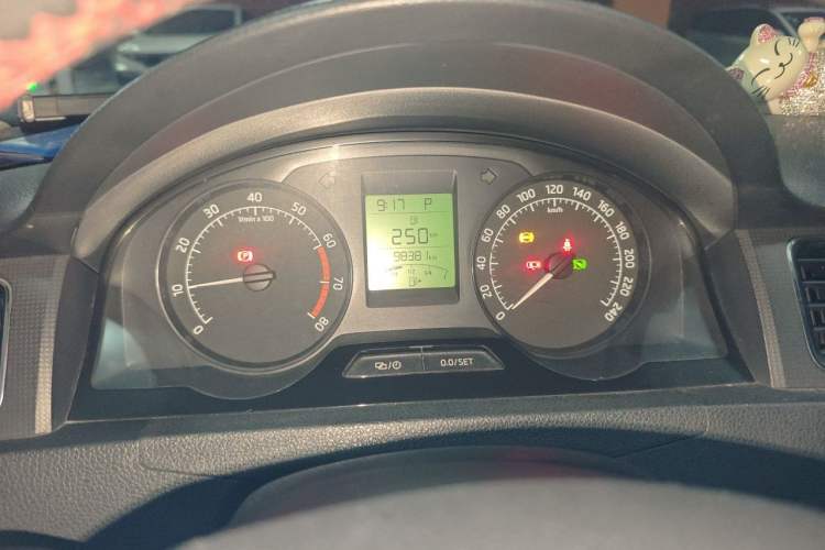 Used Skoda Rapid 2015 1.6L Automatic Smart Selection Model Instrument Cluster