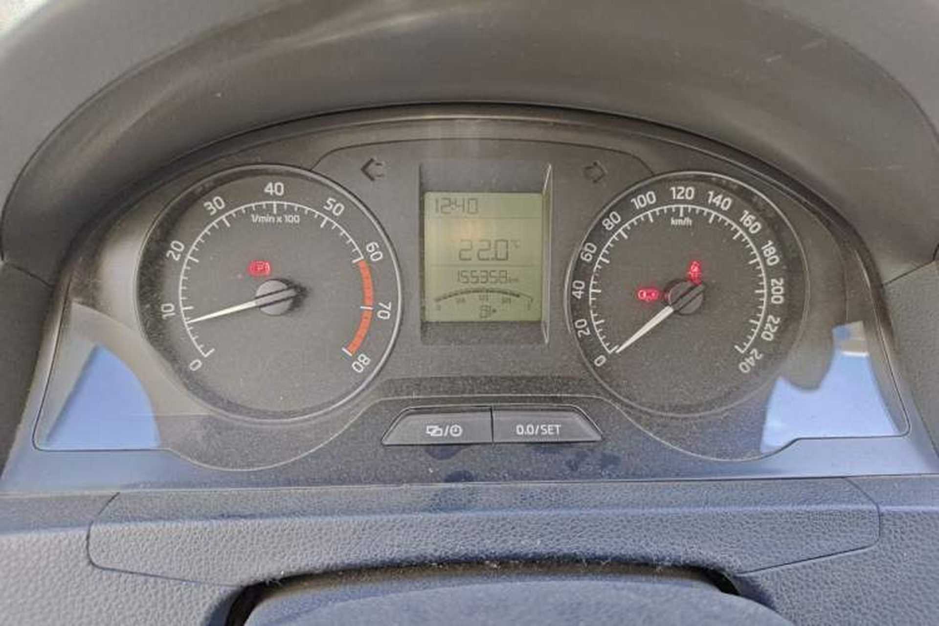 Used Skoda Rapid 2015 1.4L Manual Enjoyment Model Instrument Cluster