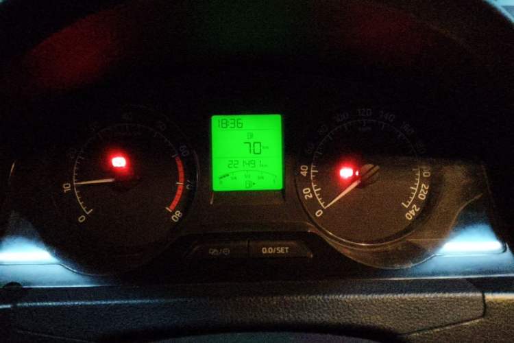 Used Skoda Rapid 2015 1.6L Manual Smart Selection Model Instrument Cluster