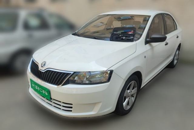 Used Skoda Rapid 2015 1.6L Automatic Smart Selection Model