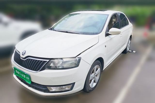 Used Skoda Rapid 2015 1.6L Automatic Smart Selection Model
