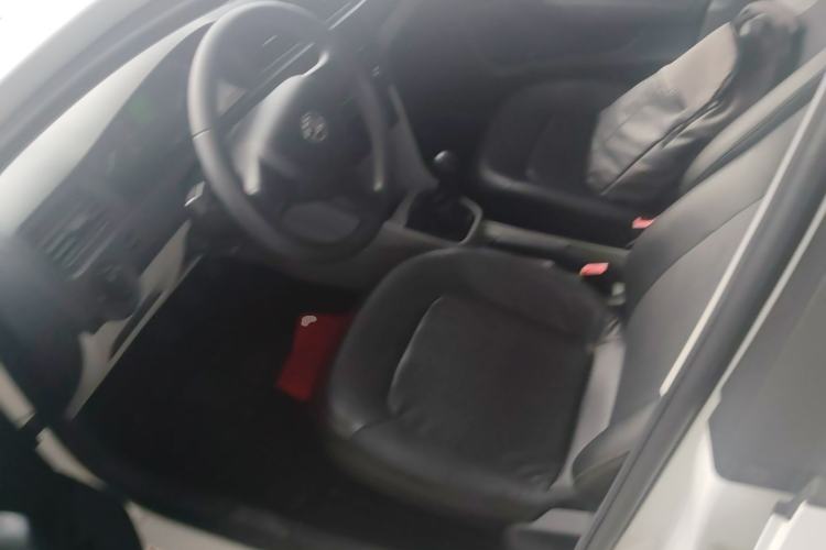 Used Skoda Rapid 2015 1.6L Manual Le Xuan Model Left Front Seat