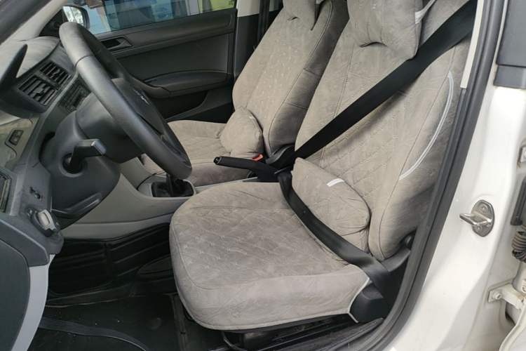 Used Skoda Rapid 2015 1.4L Manual Enjoyment Model Left Front Seat