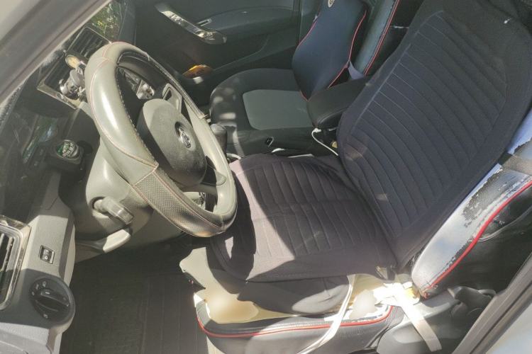 Used Skoda Rapid 2015 1.4L Manual Enjoyment Model Left Front Seat