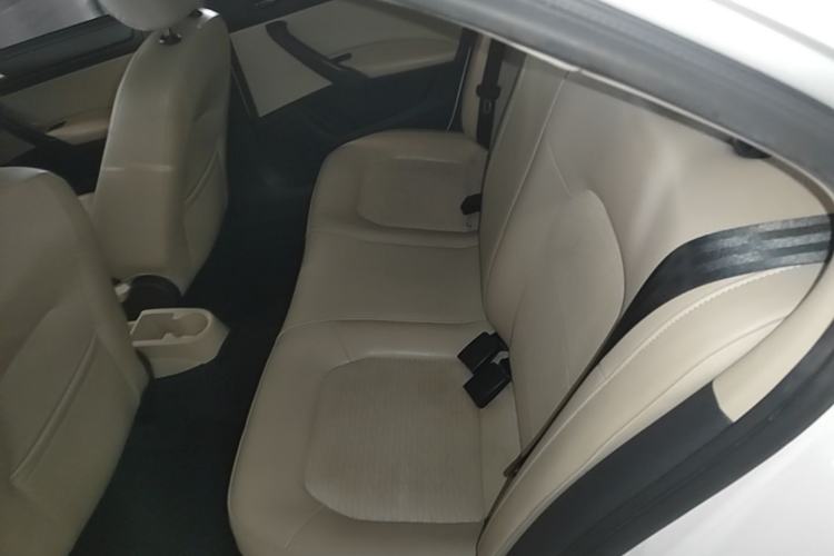 Used Skoda Rapid 2015 1.6L Manual Smart Selection Model Left Rear Seat