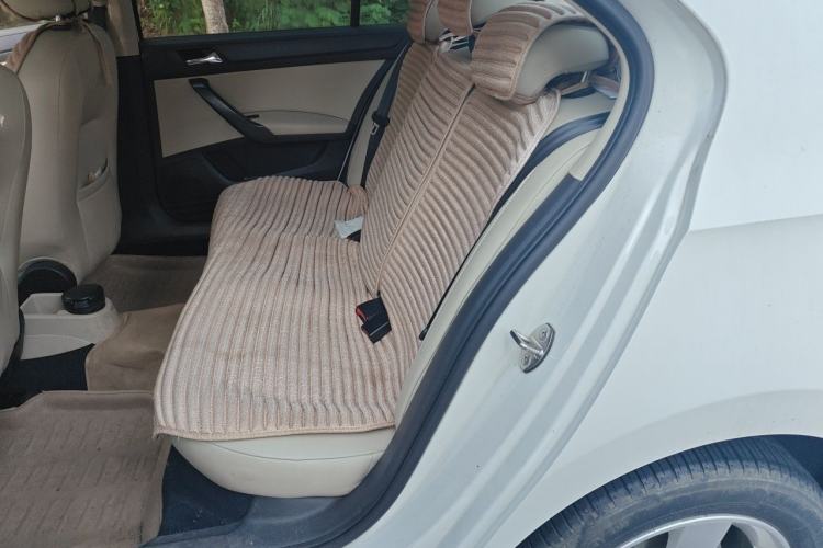 Used Skoda Rapid 2015 1.6L Manual Smart Selection Model Left Rear Seat