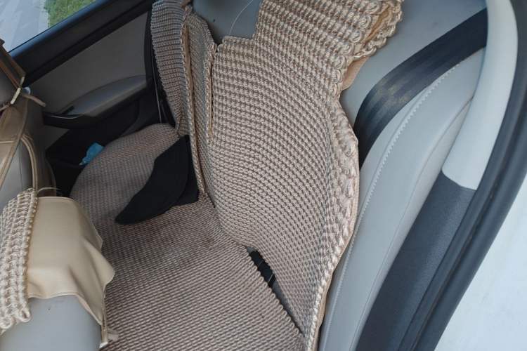 Used Skoda Rapid 2015 1.6L Automatic Smart Selection Model Left Rear Seat