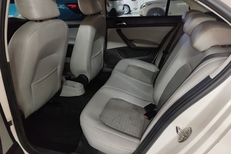 Used Skoda Rapid 2015 1.6L Manual Smart Selection Model Left Rear Seat