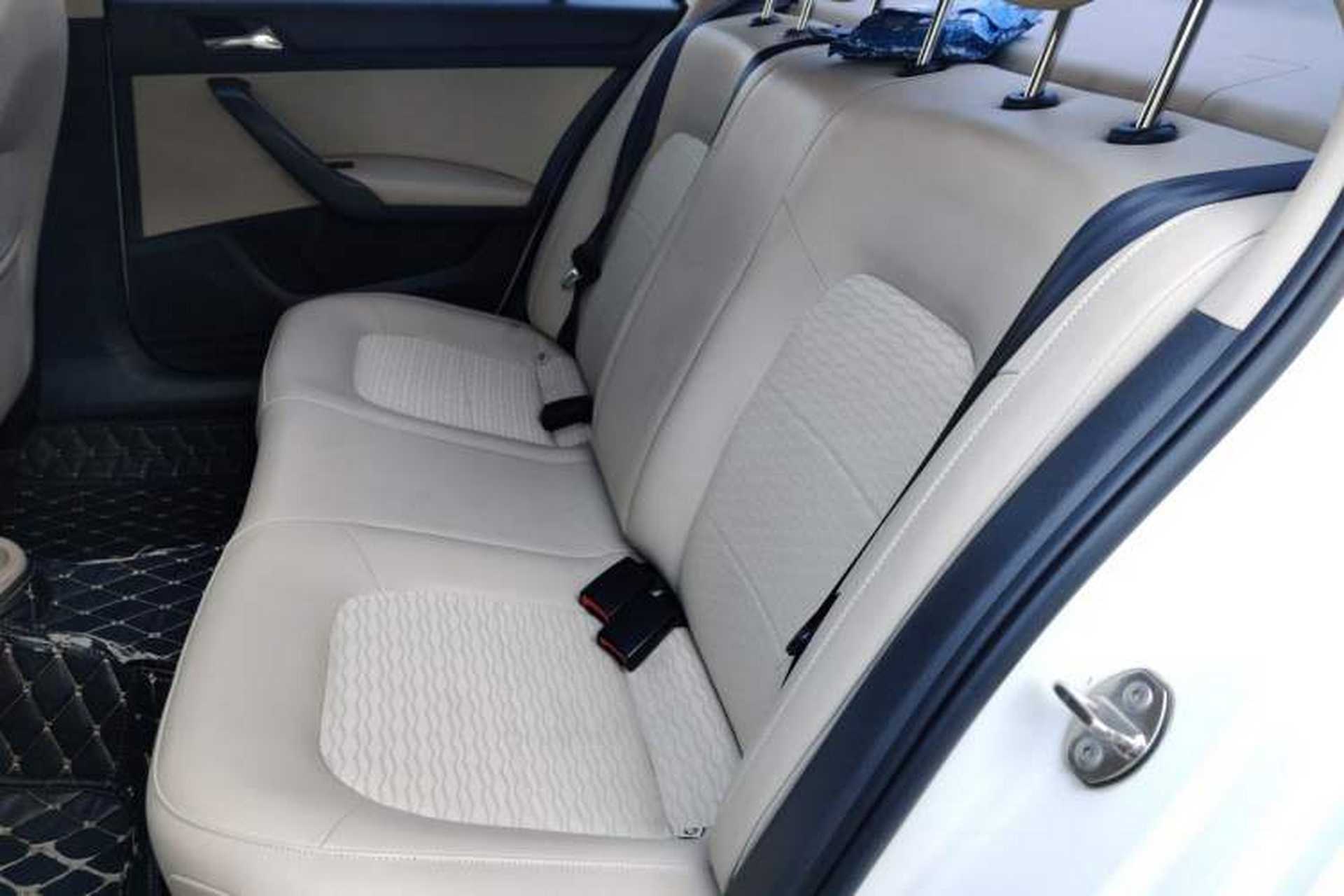 Used Skoda Rapid 2015 1.6L Automatic Smart Selection Model Left Rear Seat