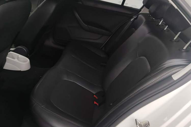 Used Skoda Rapid 2015 1.6L Manual Le Xuan Model Left Rear Seat