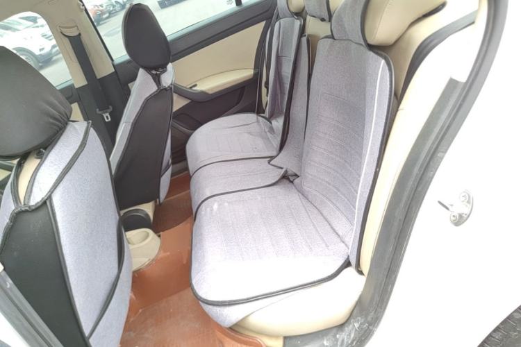 Used Skoda Rapid 2015 1.6L Manual Smart Selection Model Left Rear Seat