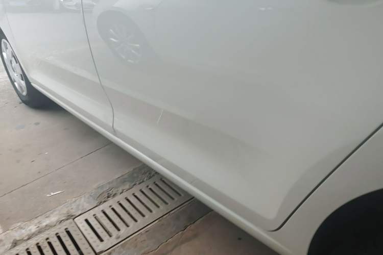 Used Skoda Rapid 2015 1.6L Manual Le Xuan Model Left Side Sill