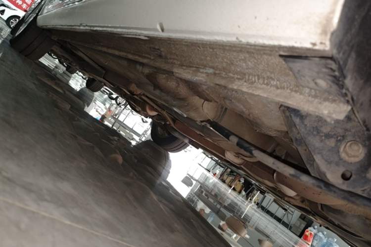 Used Skoda Rapid 2015 1.6L Automatic Smart Selection Model Left Side Sill