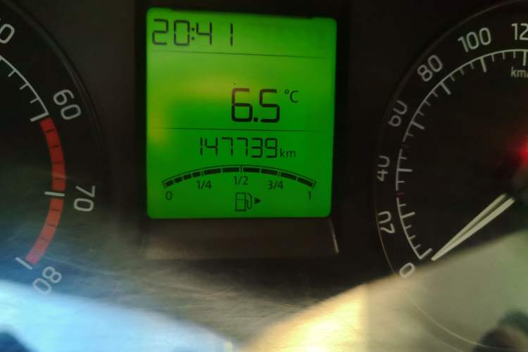 Used Skoda Rapid 2015 1.4L Manual Enjoyment Model Odometer Close Up