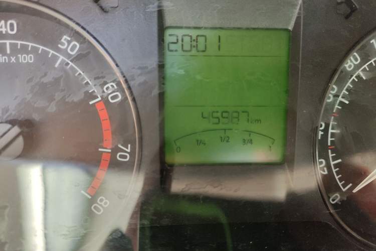 Used Skoda Rapid 2015 1.4L Manual Enjoyment Model Odometer Close Up