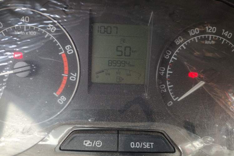 Used Skoda Rapid 2015 1.6L Manual Smart Selection Model Odometer Close Up