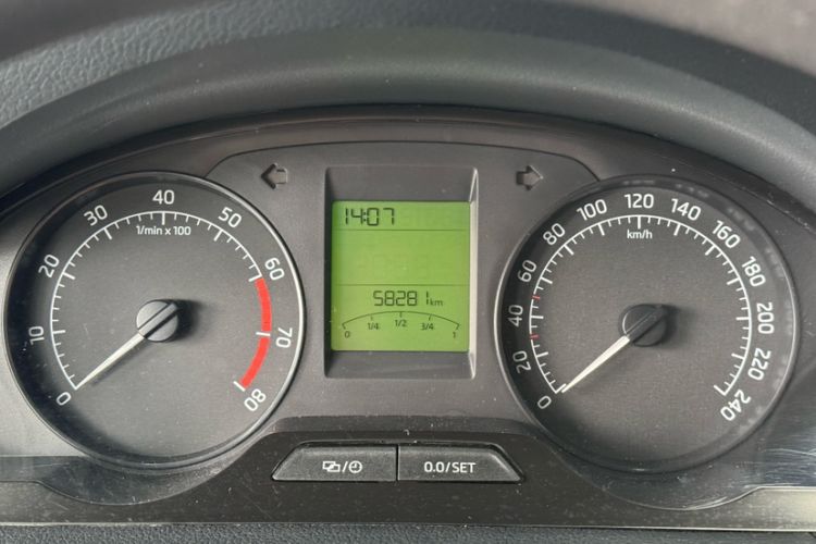 Used Skoda Rapid 2015 1.6L Automatic Smart Selection Model Odometer Close Up