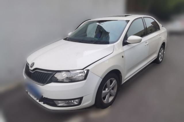 Used Skoda Rapid 2015 1.6L Automatic Smart Selection Model