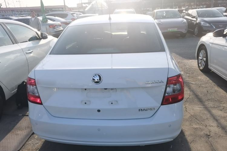 Used Skoda Rapid 2015 1.6L Automatic Smart Selection Model Rear