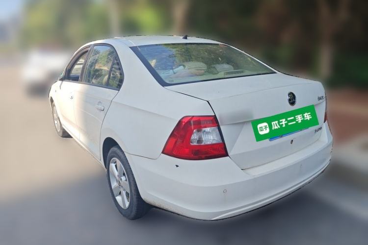 Used Skoda Rapid 2015 1.6L Manual Smart Selection Model Rear Left 45 Deg