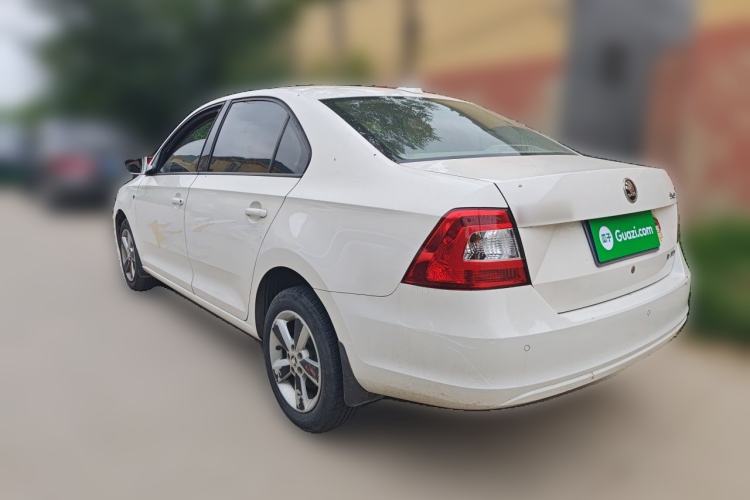 Used Skoda Rapid 2015 1.4L Manual Smart Selection Model Rear Left 45 Deg