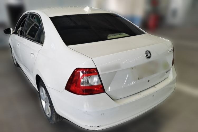 Used Skoda Rapid 2015 1.4L Manual Smart Selection Model Rear Left 45 Deg