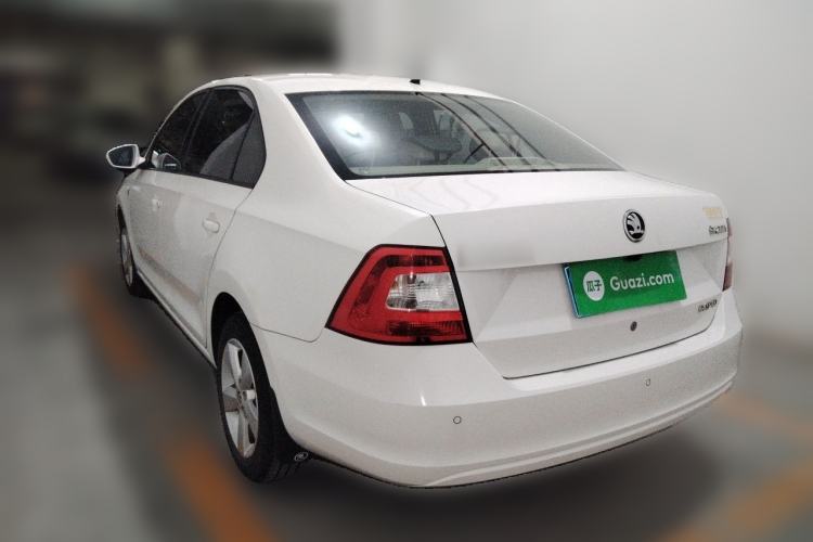 Used Skoda Rapid 2015 1.6L Manual Smart Selection Model Rear Left 45 Deg