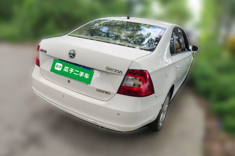 Used Skoda Rapid 2015 1.6L Manual Smart Selection Model Rear Right 45 Deg