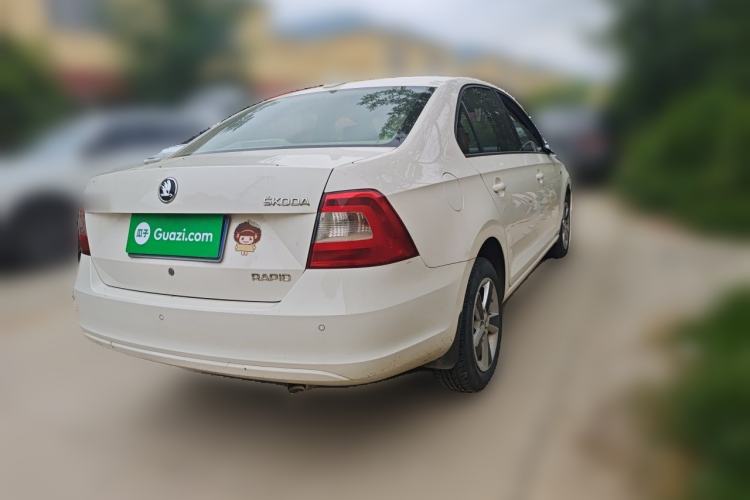 Used Skoda Rapid 2015 1.4L Manual Smart Selection Model Rear Right 45 Deg