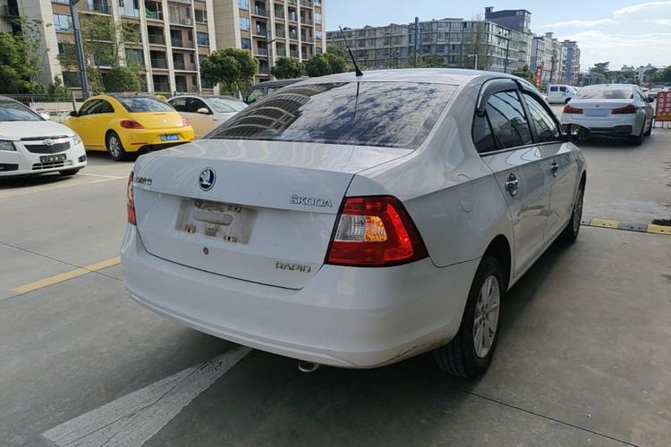 Used Skoda Rapid 2015 1.4L Manual Enjoyment Model Rear Right 45 Deg
