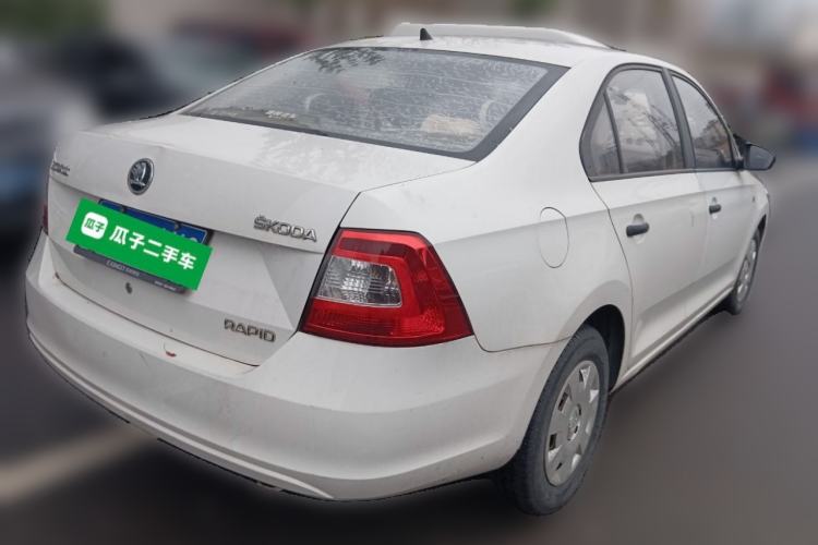 Used Skoda Rapid 2015 1.6L Manual Le Xuan Model Rear Right 45 Deg