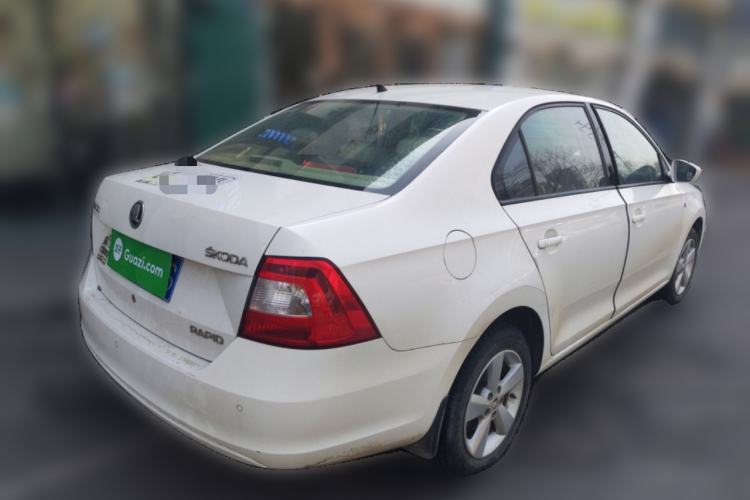 Used Skoda Rapid 2015 1.6L Manual Smart Selection Model Rear Right 45 Deg