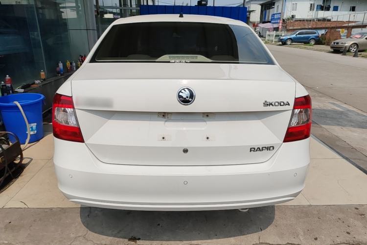 Used Skoda Rapid 2015 1.6L Automatic Smart Selection Model Rear