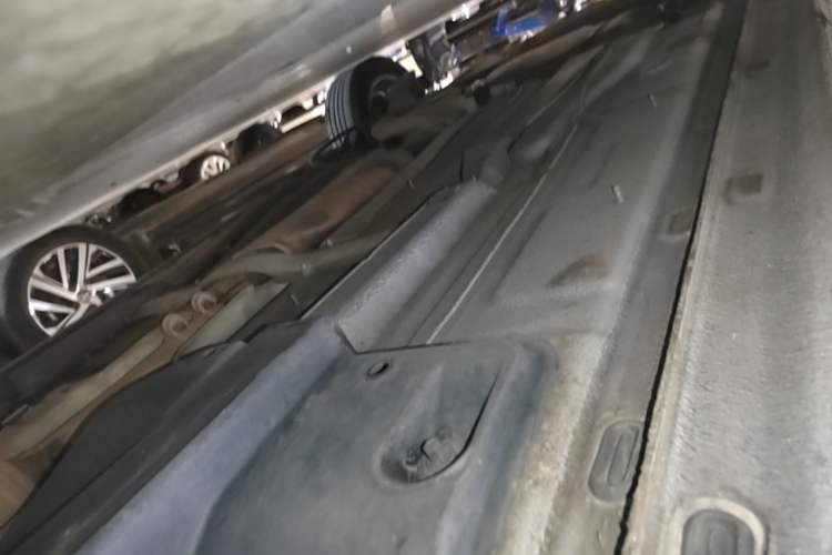 Used Skoda Rapid 2015 1.6L Manual Smart Selection Model Right Side Sill