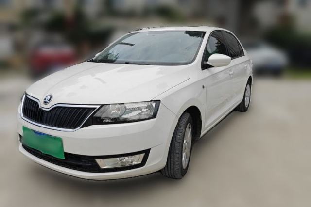 Used Skoda Rapid 2015 1.6L Automatic Smart Selection Model