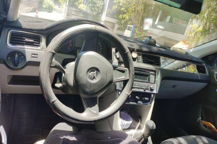 Used Skoda Rapid 2015 1.4L Manual Enjoyment Model Steering Wheel