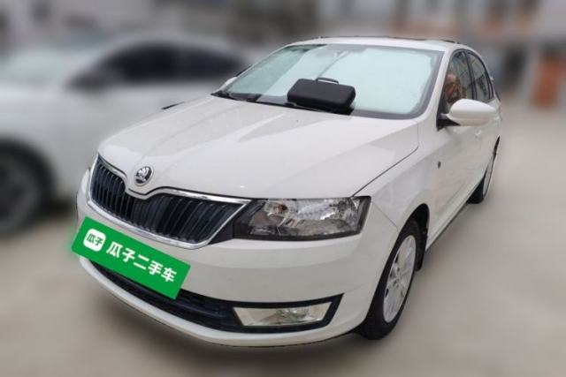 Used Skoda Rapid 2015 1.6L Manual Smart Selection Model