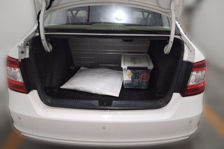 Used Skoda Rapid 2015 1.6L Manual Smart Selection Model Trunk