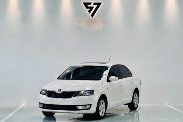Used Skoda Rapid 2015 1.6L Automatic Smart Selection Model