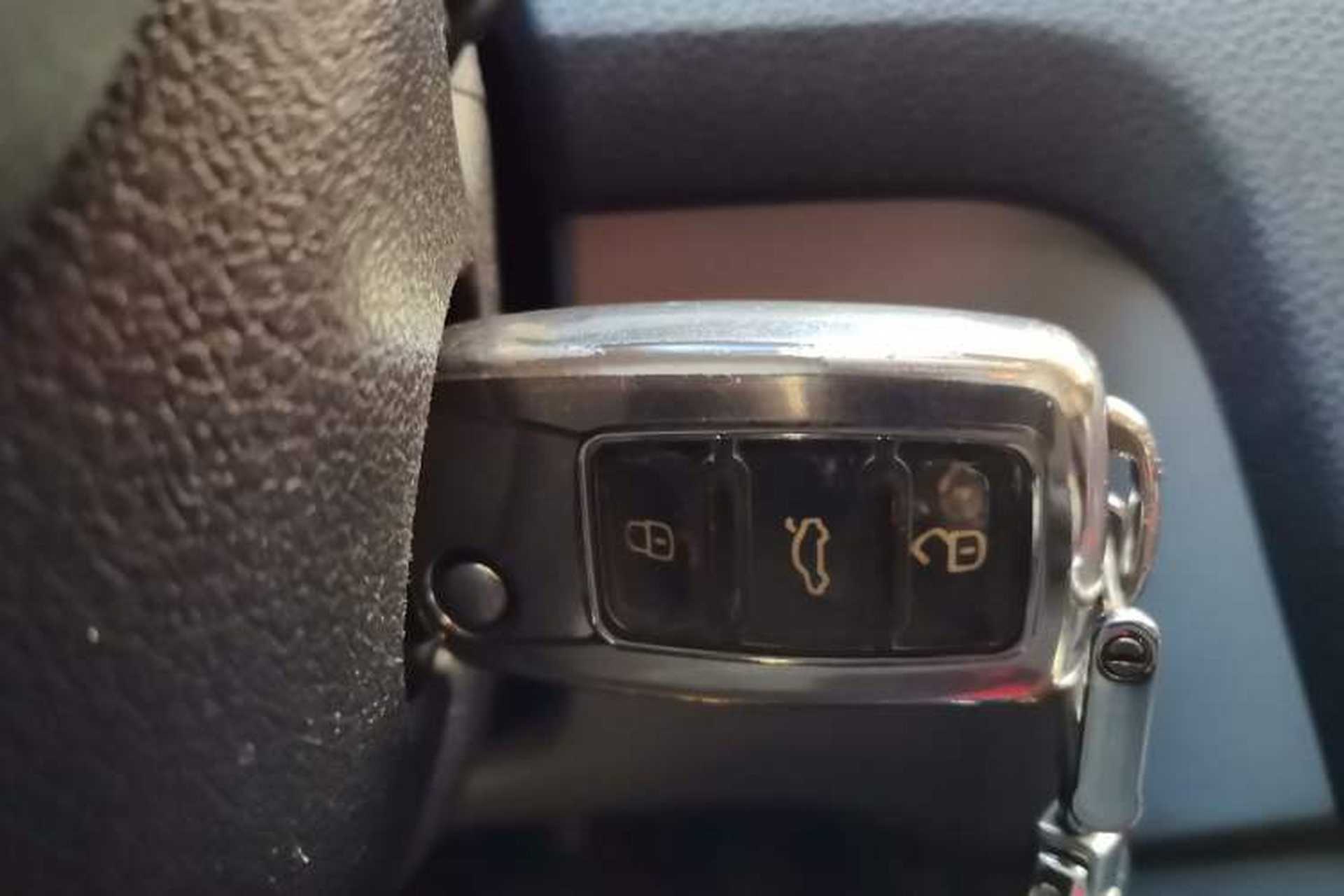Used Skoda Rapid 2015 1.4L Manual Enjoyment Model Vehicle Key
