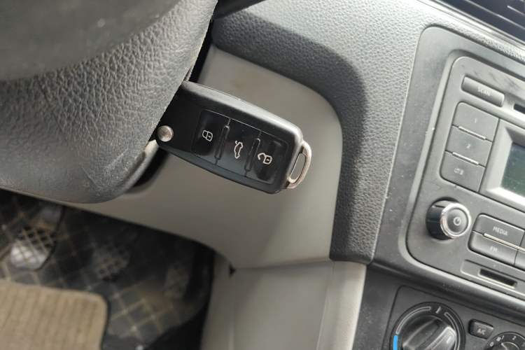Used Skoda Rapid 2015 1.4L Manual Enjoyment Model Vehicle Key
