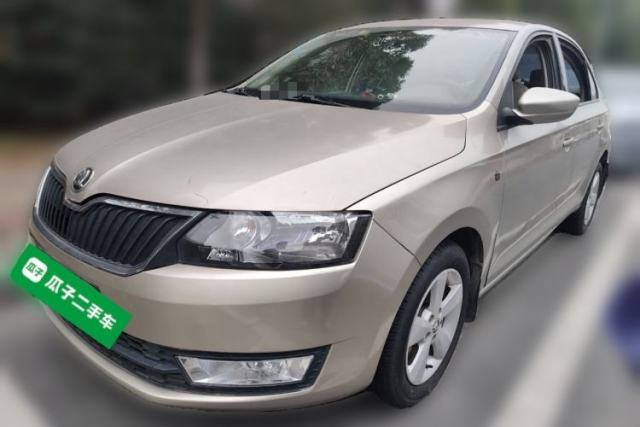 Used Skoda Rapid 2015 1.6L Automatic Smart Selection Model
