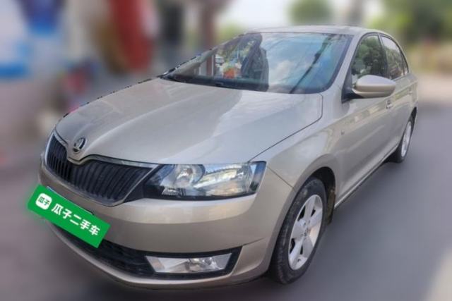 Ojetý Skoda Rapid 2015 1.4L Manual Smart Selection Model