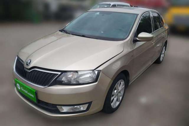 Used Skoda Rapid 2015 1.6L Automatic Smart Selection Model